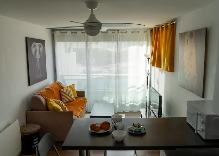 Elégant Carnon Port Avec Parking Apartamento *